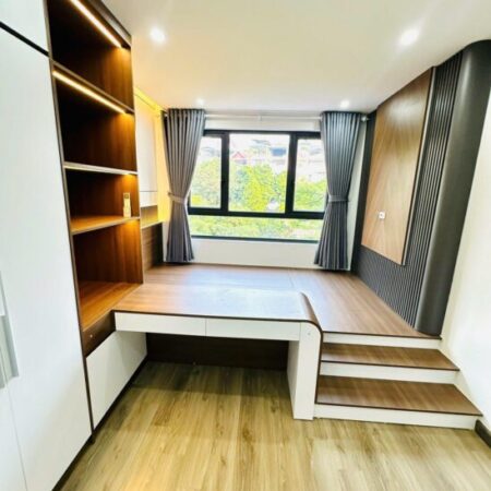 Bán nhà Lạc Long Quân 41m Ô tô vào nhà view hồ kinh doanh Giá ngon