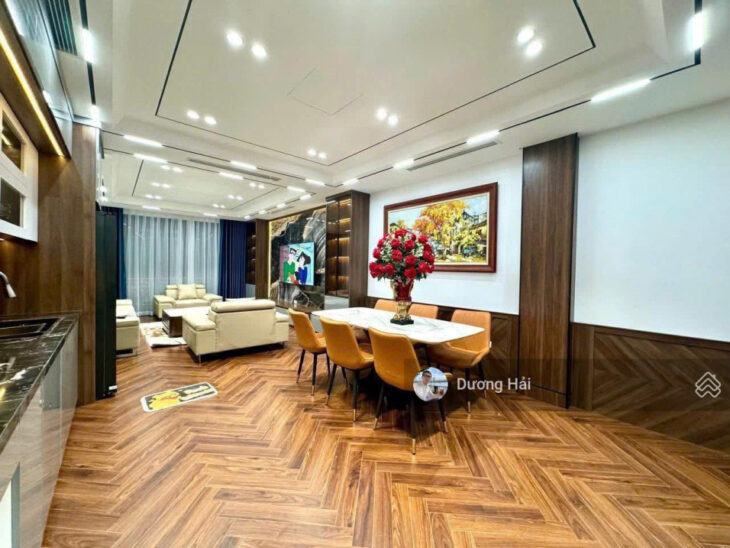 Bán nhà Trần Thái Tông – Cầu Giấy – 105m 5 Tầng – Ô Tô KDVP Vỉa Hè Gần CV Cầu Giấy Ở ngay