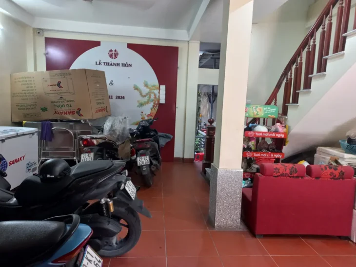 NHÀ DÂN XÂY CHO THUÊ-KINH DOANH 50m2 X 4 Tầng mặt tiền 6m X 12.5 Tỷ.