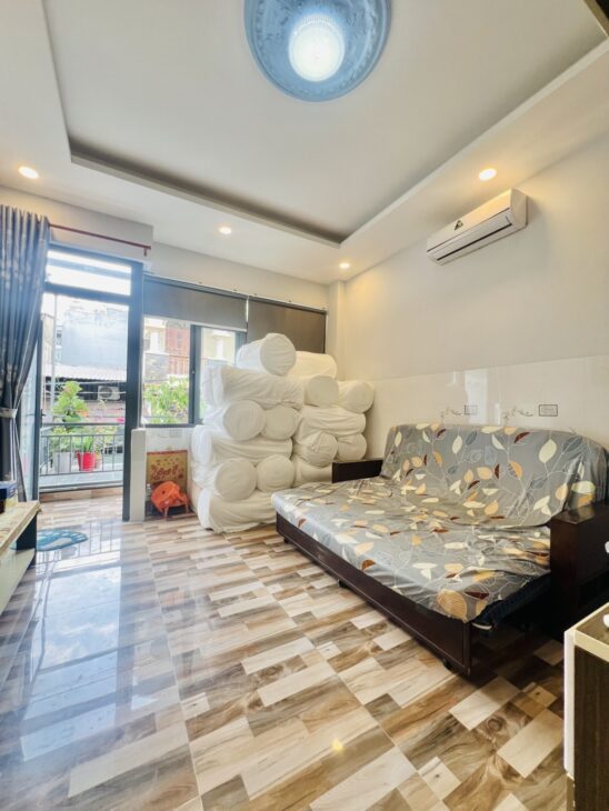 Nhà mặt tiền chợ Tân Bình, 4×17,5 xây 4 tầng cứng đẹp giá chỉ 9,999 tỷ