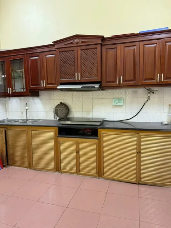 NHÀ ĐẸP DÂN XÂY NGÕ Ô TÔ 1 NHÀ RA MẶT PHỐ Ô Cách 50 m2 X 4 Tầng 13.8 tỷ Long Biên Hà Nội.