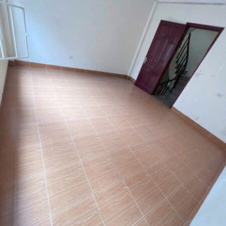 Cho thuê nhà nguyên căn phố HÀO NAM – 30m ra mặt phố 5 tầng 3 Phòng ngủ rộng, 1 phòng nhỏ – 4wc –