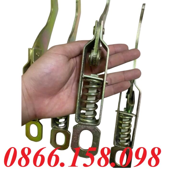 Tại sao nên chọn khóa lò xo xe tải thay vì khóa thường?