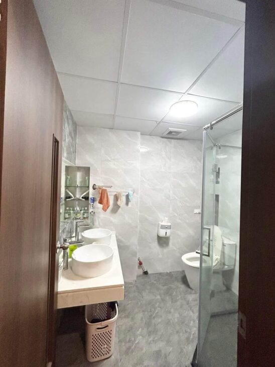 CẦU GIẤY- 6 TẦNG THANG MÁY- DT 46M2- GẦN Ô TÔ- HƠN 9 TỶ
