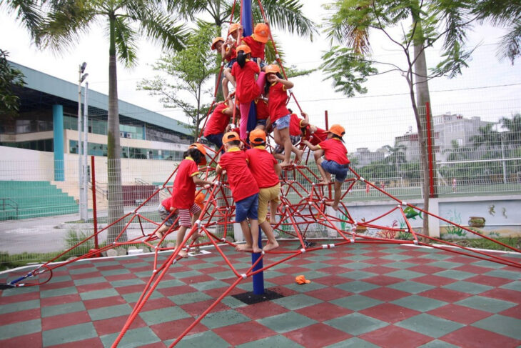 Thiết kế và thi công lắp đặt khu vui chơi trẻ em