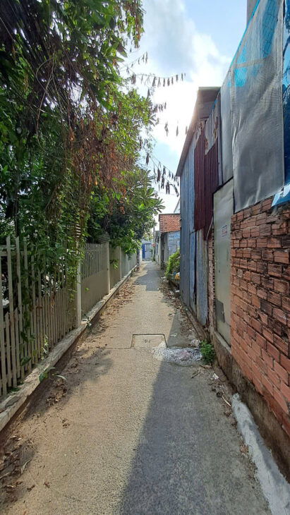 BÁN ĐẤT TẶNG NHÀ CẤP 4 ĐƯỜNG 49 HIỆP BÌNH CHÁNH THÀNH PHỐ THỦ ĐỨC👉Chỉ 50 TRIỆU/M (TL)