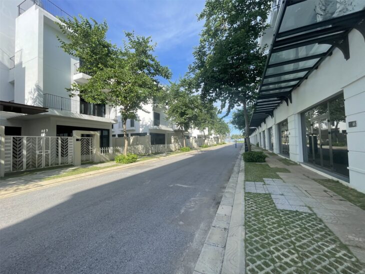 BIỆT THỰ MẶT BIỂN VLASTA SẦM SƠN, 10 TỎI. SỔ LÂU DÀI, LH: 0966 343 969