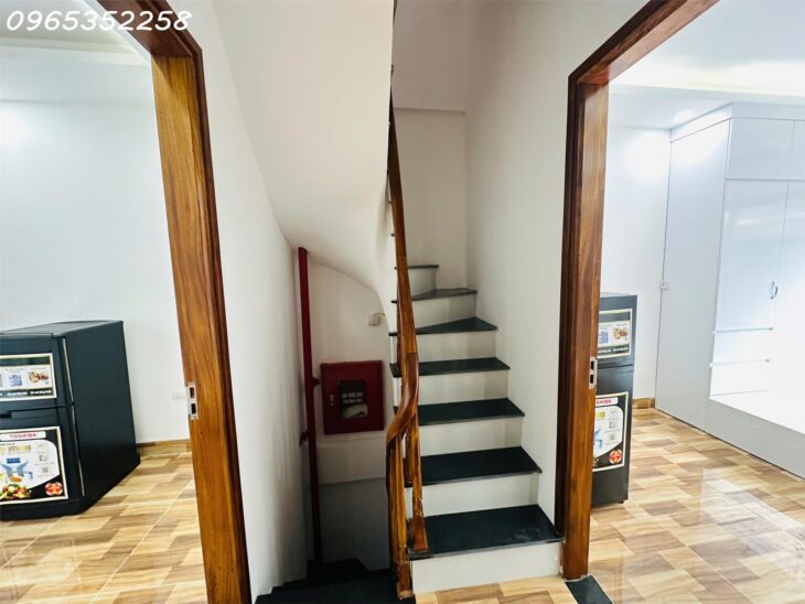 B.ÁN TÒA NHÀ CHO THUÊ DÒNG TIỀN 76 TRIỆU THÁNG – 13 PHÒNG FULL NỘI THẤT KHÉP KÍN – 60M – 8 TẦNG