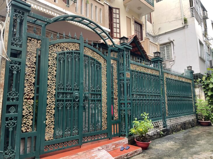 Bán CHDV/khách sạn hẻm xe hơi Trần Quang Khải, Q.1 – ngang hiếm 9.6m, giá: 18.6 tỷ – dòng tiền sẵn