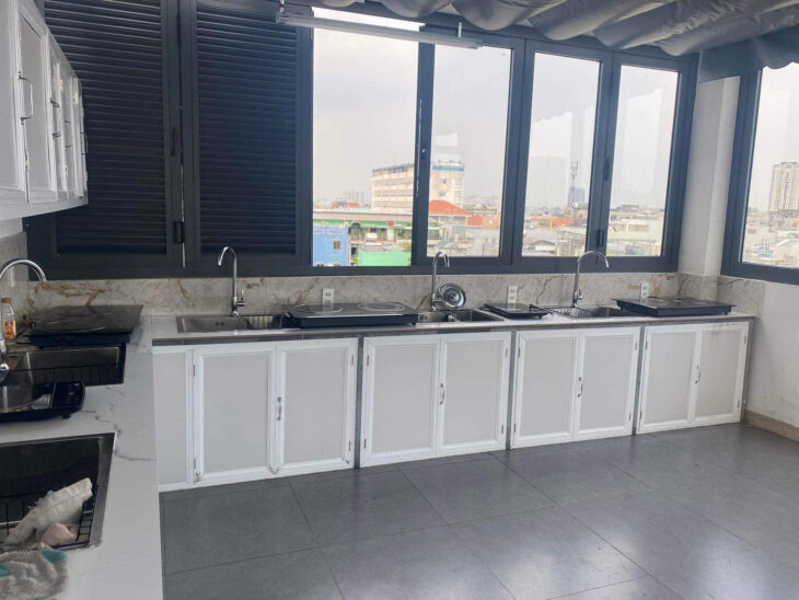 Chính Chủ Bán HXH Xóm Đất Q.11: Diện Tích Lớn 14x20m, Giá Tốt 56 tỷ, Đầu Tư Sinh Lời Ngay!