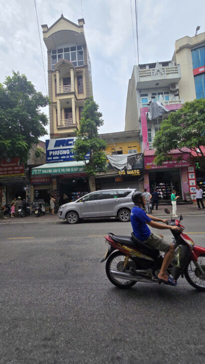 Bán nhà 99 Phạm Ngũ Lão, phường Lê Thanh Nghị, Hải Dương (nay là Hải Phòng). 135m2, MT 4.65m, 2