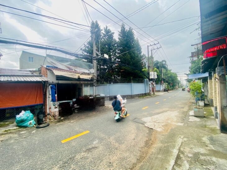 NHÀ CẤP 4 – MẶT TIỀN KINH DOANH, TAM PHÚ, THỦ ĐỨC – CHỈ 3.4 TỶ