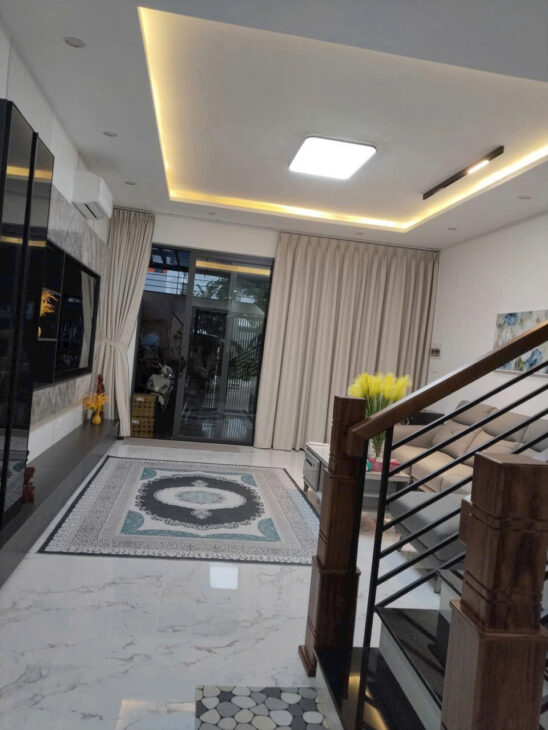 Bán Nhà Gói 5 Thái Hưng – KĐT Mỹ Gia DT 100m2 Giá chỉ: 7.9 Tỷ mọi thông tin