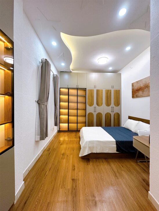 Bán nhà Nguyễn Đình Chính, Phú Nhuận, DT 25m2, trệt + 2 lầu, hẻm ba gác, nội thất đầy đủ