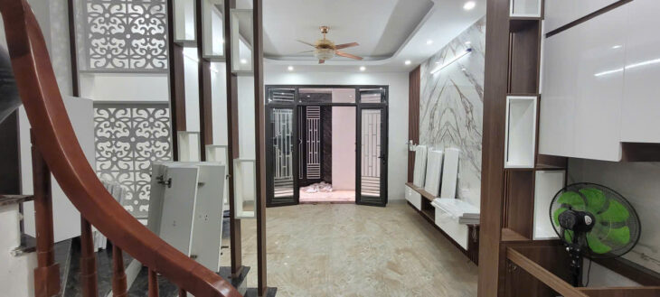 ???? Bán nhà 5 tầng xây mới Việt Hưng – gần mầm non Ánh Sao, ngõ nông, quanh nhà nhiều chỗ đậu xe,