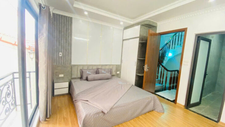 BÁN NHÀ XÂY MỚI TÂN CỔ ĐIỂN PHƯỜNG PHÚC LỢI, LONG BIÊN – GIÁ CHỈ 5.4 TỶ, FULL NỘI THẤT – CHỈ VIỆC Ở