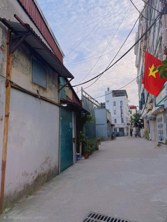 BÁN ĐẤT 41.5M² NGÕ 200 VĨNH HƯNG – CÓ NHÀ CẤP 4.