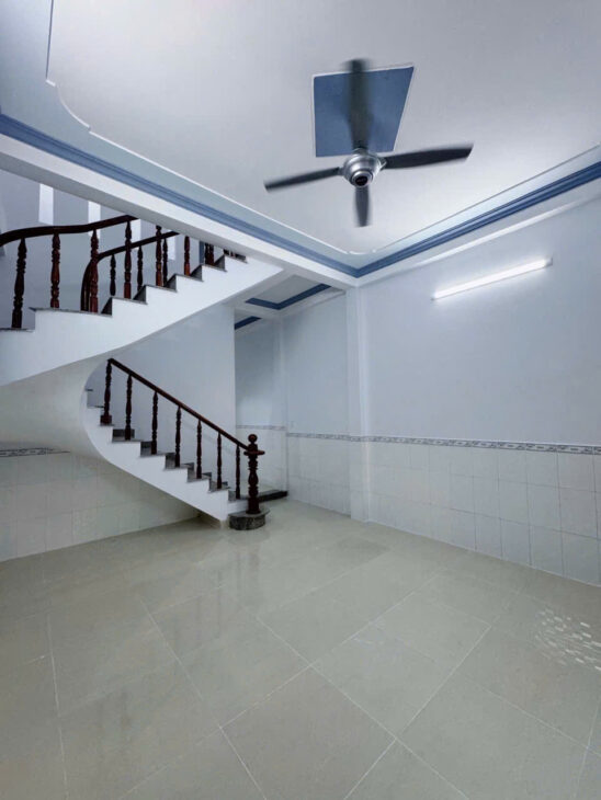 CHÍNH CHỦ BÁN NHÀ GẦN VINCOM 550 – GIÁ TỐT