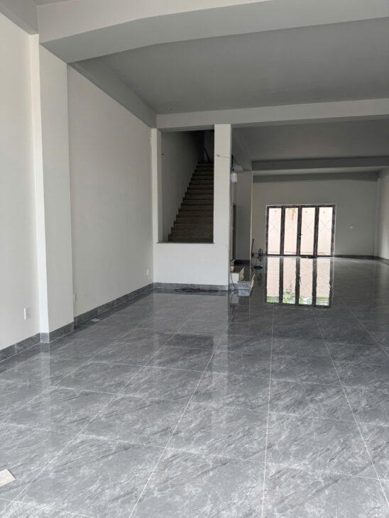 Cho thuê Nhà mặt tiền Phạn Văn Đồng, ngay Gigamall. DT 7.4×29. Giá 55tr/tháng TL