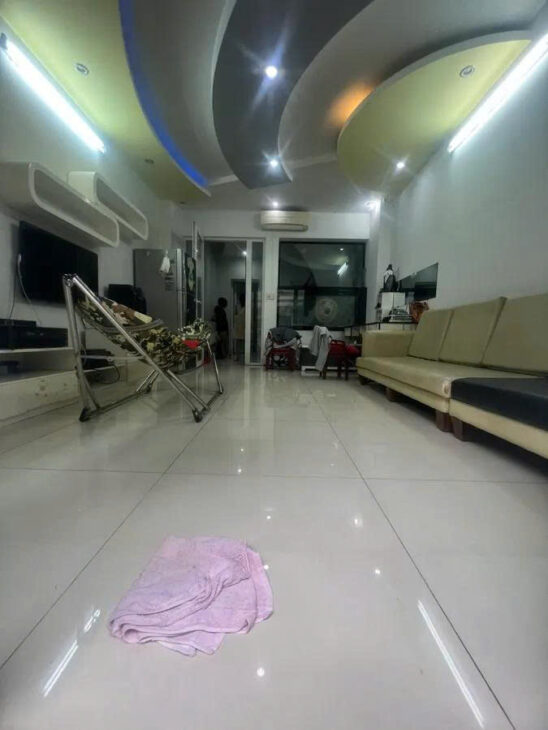 Bán Gấp Trong Tháng Nhà HXH Nguyễn Thiện Thuật Q3, 64m² (4x16m), 5 Tầng, Gần Chợ Bàn Cờ 19.5 Tỷ