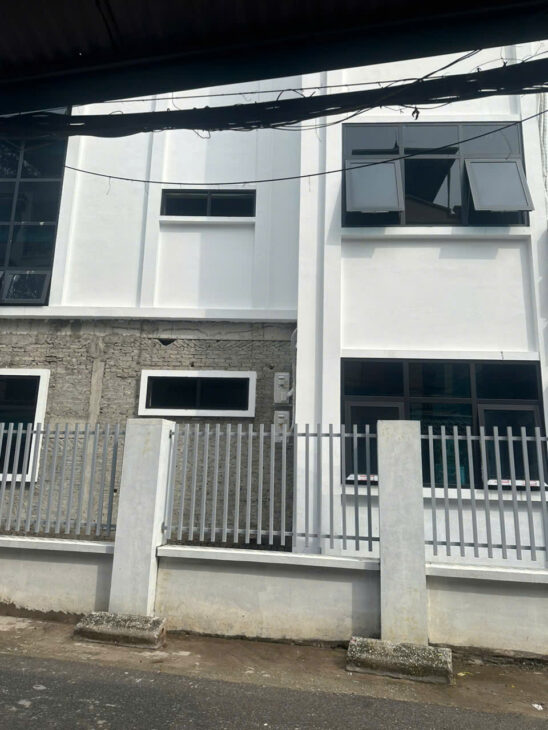 Chính chủ cần bán gấp lô đất sổ đỏ, oto đỗ vào nhà, trước nhà oto tránh tại số 29 ngõ 225 Nguyễn