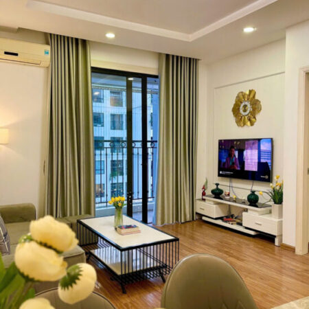 Chính chủ bán căn 2PN diện tích 76m2 ban công nam view thoáng đẹp nhà mới như ảnh giá bán 9 tỷ tai Chính chủ bán căn 2PN diện tích 76m2 ban công nam view thoáng đẹp nhà mới như ảnh giá bán 9 tỷ tai