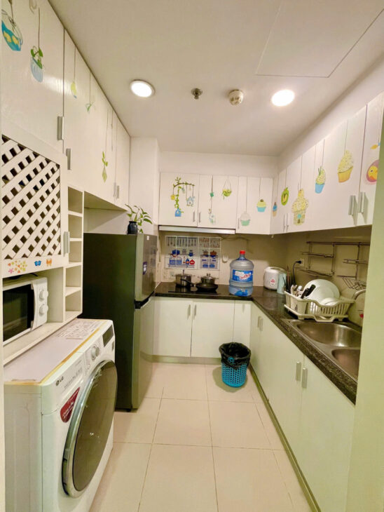 Chính chủ bán căn 2PN diện tích 76m2 ban công nam view thoáng đẹp nhà mới như ảnh giá bán 9 tỷ tai