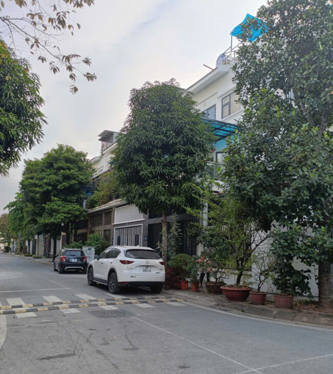 FORESA Xuân Phương 96.2m2 – 4T, NT đẹp ở VIP, V.hè, ô tô tránh, giá 21.85 tỷ