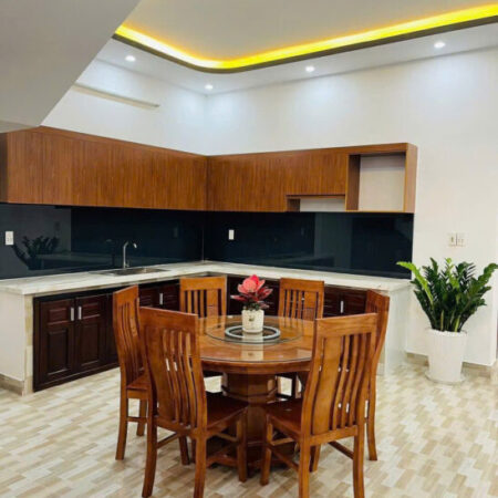 Bán nhà 3 tầng MT Đỗ Bí, phố Tây An Thượng, gần biển Mỹ Khê, đang cho thuê 25tr/th Bán nhà 3 tầng MT Đỗ Bí, phố Tây An Thượng, gần biển Mỹ Khê, đang cho thuê 25tr/th