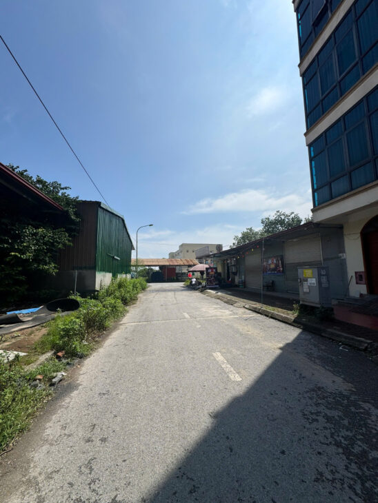 Bán HOTEL 15 PHÒNG tại Đường 32, Xã Ngọc Tảo, Phúc Thọ, Hà Nội, giá siêu hời 9 tỷ,112m2