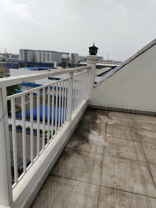 Bán gấp căn nhà mặt tiền đường Thới An , Quận 12, tiện ở, kinh doanh, mở văn phòng