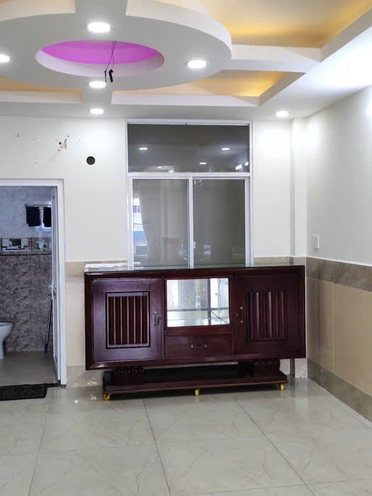 Bán gấp căn nhà mặt tiền đường Thới An , Quận 12, tiện ở, kinh doanh, mở văn phòng