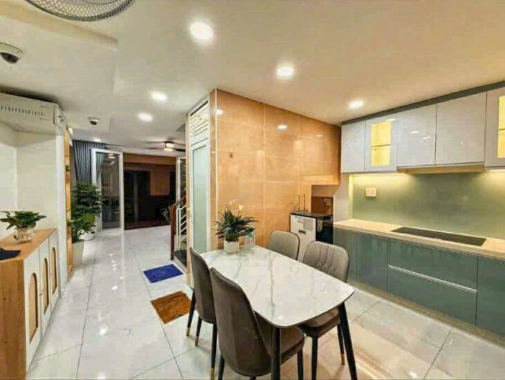 Cho Thuê Nhà Nguyễn Cửu Vân, P.17, Q.Bình Thạnh – 6PN – Đầy Đủ Nội Thất – 25 Triệu