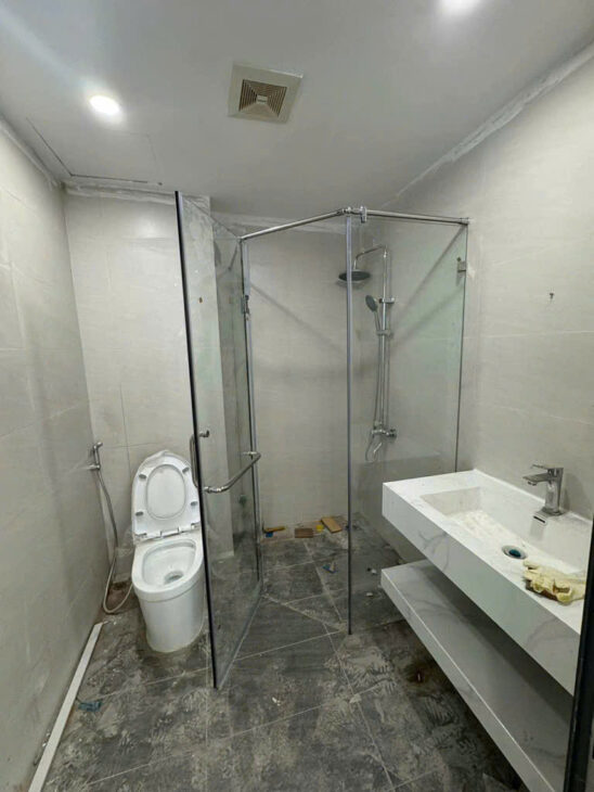 Bán nhà 5 tầng đẹp lô góc gần mặt phố Hồ Tùng Mậu, Bắc Từ Liêm 33m2 giá 8.3 tỷ