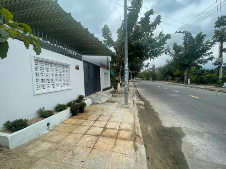 BÁN NHÀ HẺM ĐẶNG TẤT – GẦN BIỂN, 217M² – GIÁ CHỈ 12 ty 00 mọi thông tin liên hệ e