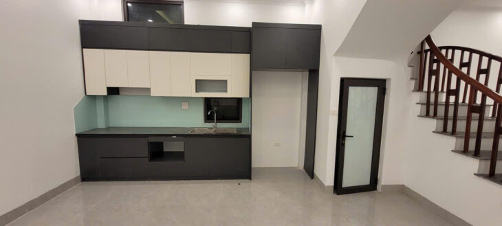 Bán nhà Phúc Lợi 72m2 xây mới 4 tầng – ở ngay – 4 ngủ- Sân riêng để 5 xe máy
