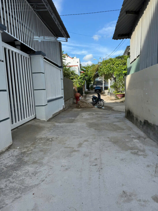 BÁN 03 LÔ LIỀN KỂ (CÓ NHÀ & ĐẤT) TẠI ĐÔNG DINH, DIÊN KHÁNH.