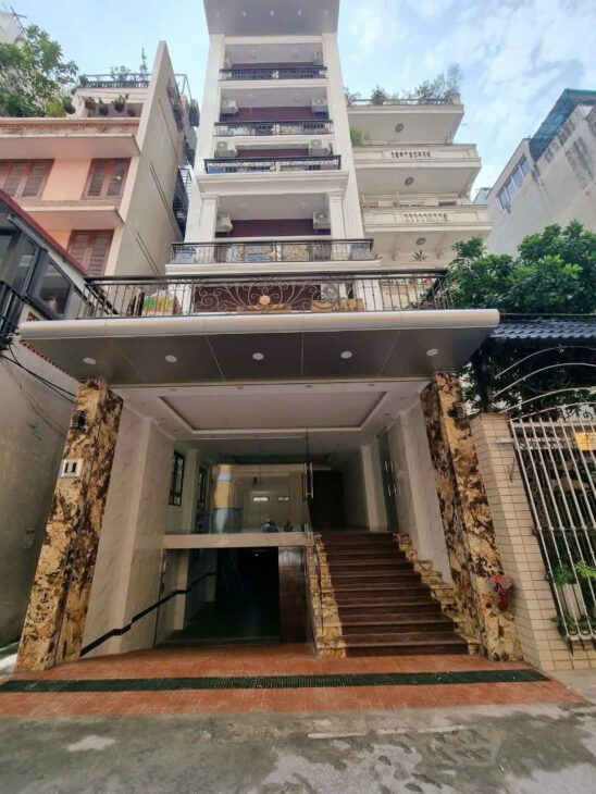 SIÊU ĐẦU TƯ ! 1.5tỷ/n tòa Apartmen Lạc Long Quân Cầu Giấy Tây Hồ ngõ thông oto KD 135m x9t