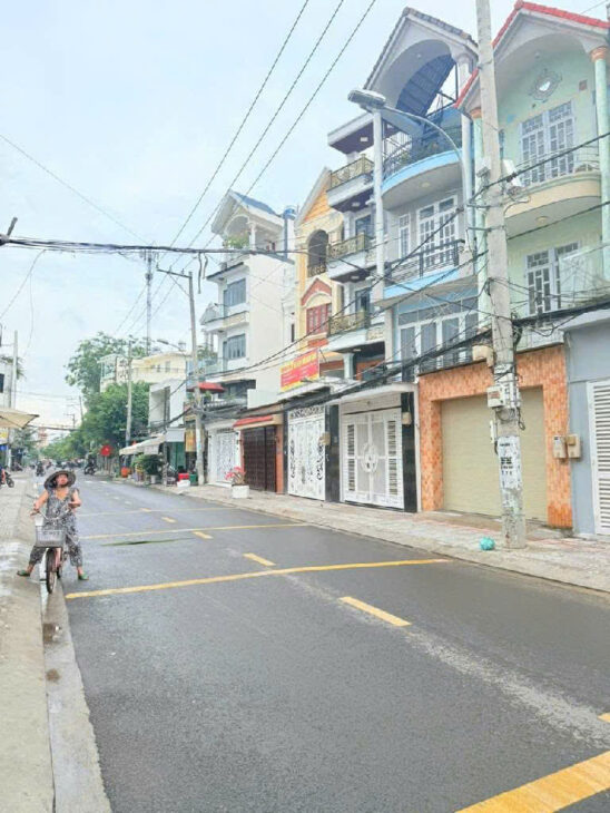 Mặt tiền kinh doanh Huỳnh Thị Đồng – vị trí đẹp – nhà 3 tầng mới – 62m² – giá 9.8 tỷ