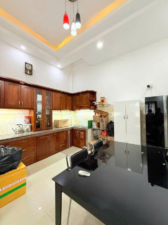 Mặt tiền kinh doanh Huỳnh Thị Đồng – vị trí đẹp – nhà 3 tầng mới – 62m² – giá 9.8 tỷ