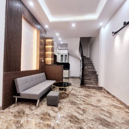 Bán nhà Trường Chinh, Đống Đa, 1 nhà ra ô tô, ngõ thông, 30m2, 7.7 tỷ(CTL)