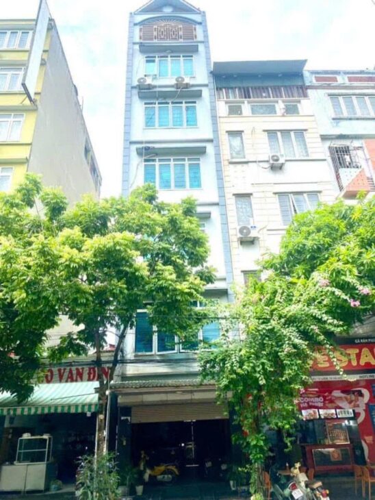 NHÀ 7 TẦNG Ô CHỜ THANG MÁY, KINH DOANH, ĐƯỜNG TRƯỚC NHÀ CÔNG TƠ LƠ QUAY ĐẦU THIẾT KẾ HIỆN ĐẠI,