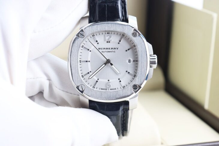 Đồng Hồ Nam : Burberry Britain Automatic, Dây Da, Size 43mm – Fullbox…