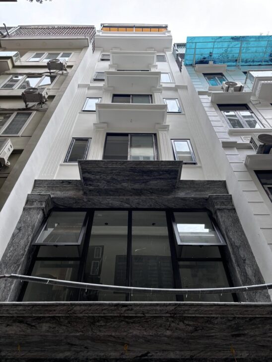 HIẾM, NHÀ ĐẸP PHẠM TUẤN TÀI – PHÂN LÔ, GARA ÔTÔ, THANG MÁY, KINH DOANH (26.5 tỷ)