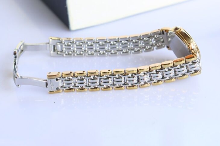 Đồng Hồ Nữ : Longines Presence L4.220.2.32.7 – Demi Vàng, dây thép, Lướt siêu đẹp…