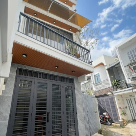 L1554 ⭐️ sát CV Làng Hoa Gò Vấp, SHR, Vuông, 3 tầng, 3×6.5m, 2.x tỷ