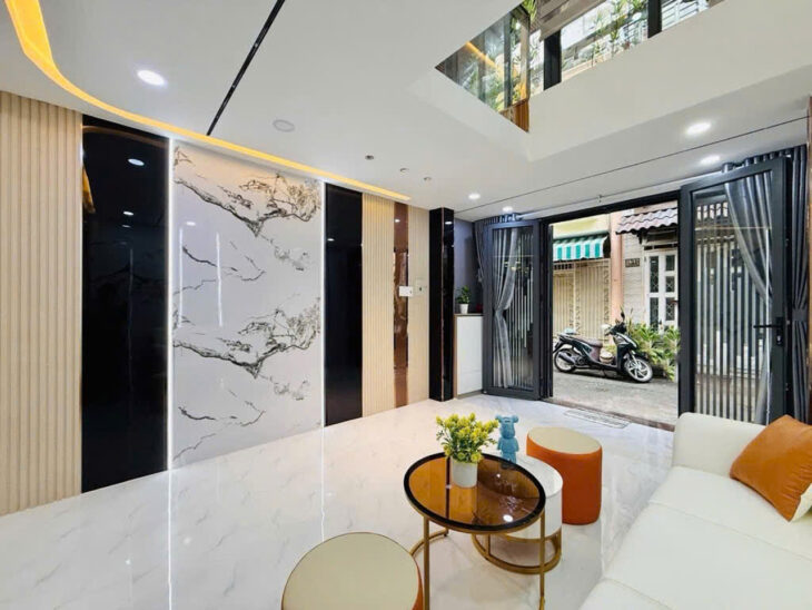 L1575 ⭐️ cạnh CV Làng Hoa Gò Vấp, SHR, Vuông, HXH, 4 tầng, 3.5x12m, 5.x tỷ