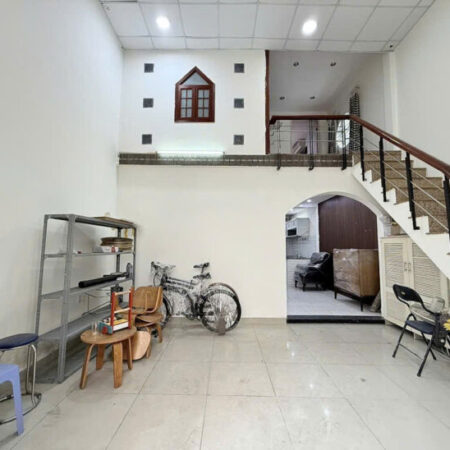 L1578 ⭐️ sát chợ Hạnh Thông Tây, SHR, Vuông, 2 tầng, 5.5x11m, 5.x tỷ