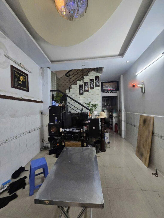 L1612 ⭐️⭐️ sát Trần Văn Quang Âu Cơ, SHR, Nở hậu, 2 tầng, 2.6x16m, 5.x tỷ