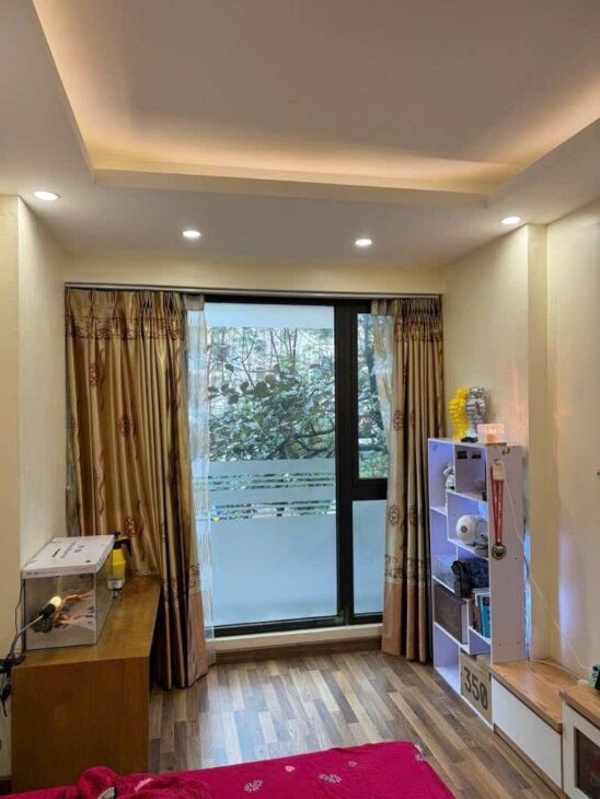 🌟 Nhà Mặt Phố Trần Đăng Ninh, 40m2 7 Tầng Thang Máy MT 3.6m, Ở và KD, Giá chỉ 26.3 Tỷ 🌟